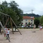 Confortable Avec Terrasse Et Jardin - Api-1-52-889 *