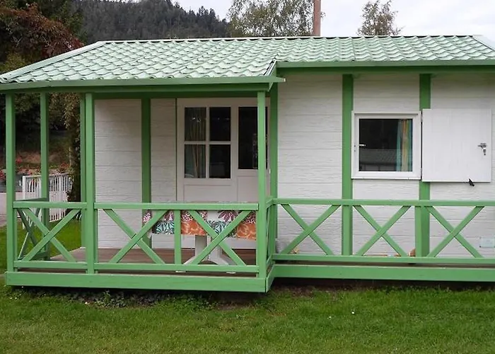 Confortable Avec Terrasse Et Jardin - Api-1-52-889 Campsite *