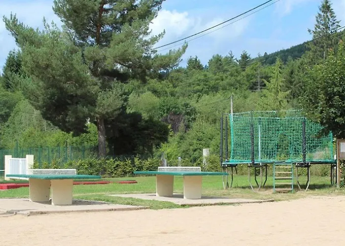 Campsite Confortable Avec Terrasse Et Jardin - Api-1-52-889 *