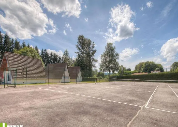 Confortable Avec Terrasse Et Jardin - Api-1-52-889 Campsite *