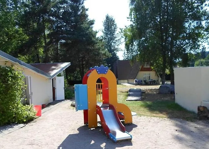 Confortable Avec Terrasse Et Jardin - Api-1-52-889 * Bruyeres