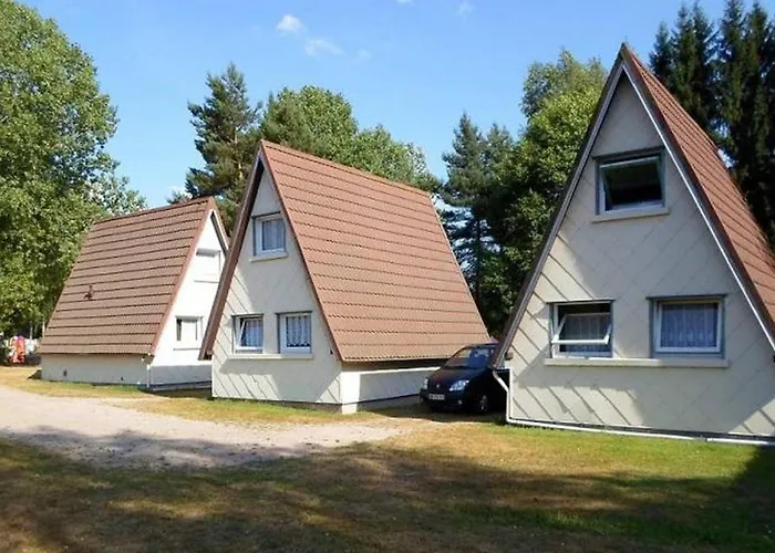 Confortable Avec Terrasse Et Jardin - Api-1-52-889 *